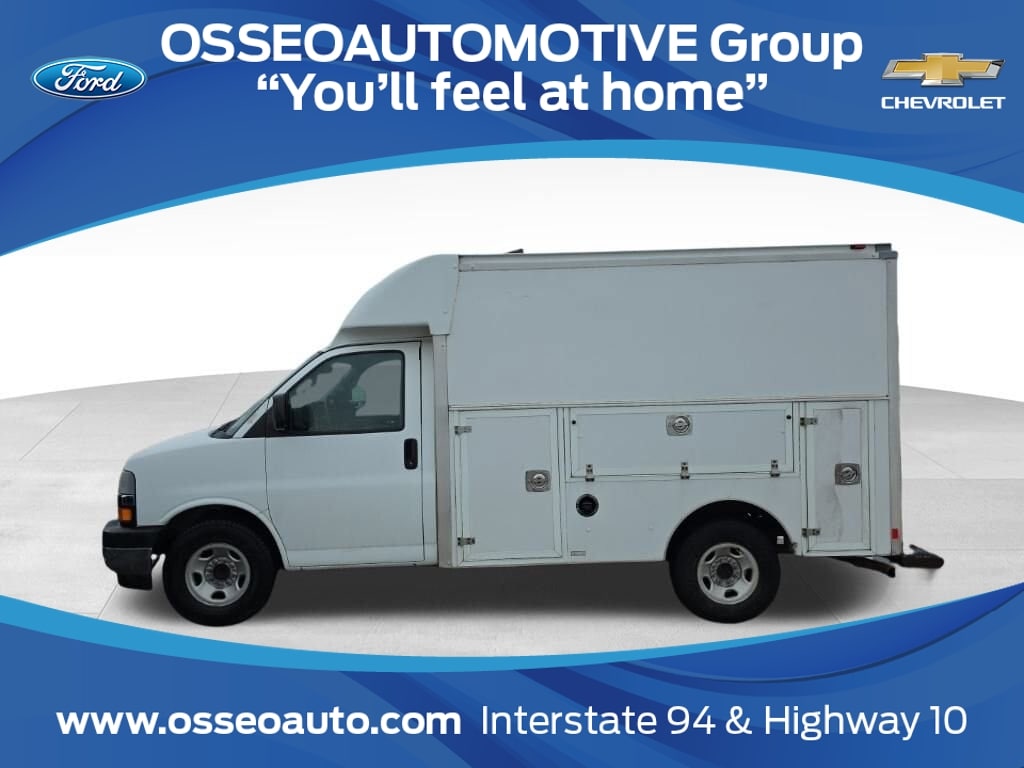 2018 Chevrolet Express Cutaway Base's photo