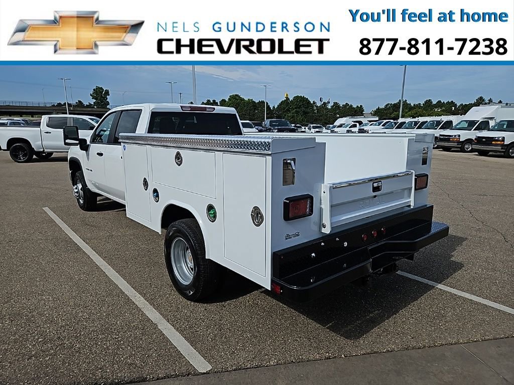 2025 Chevrolet Silverado 3500HD Work Truck photo 4