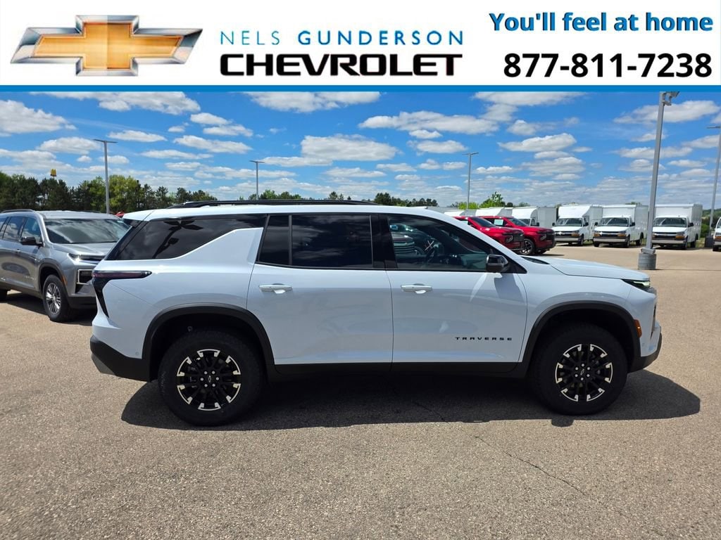 2026 Chevrolet Traverse Z71 - Photo 8