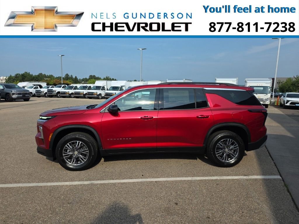 2026 Chevrolet Traverse photo 2