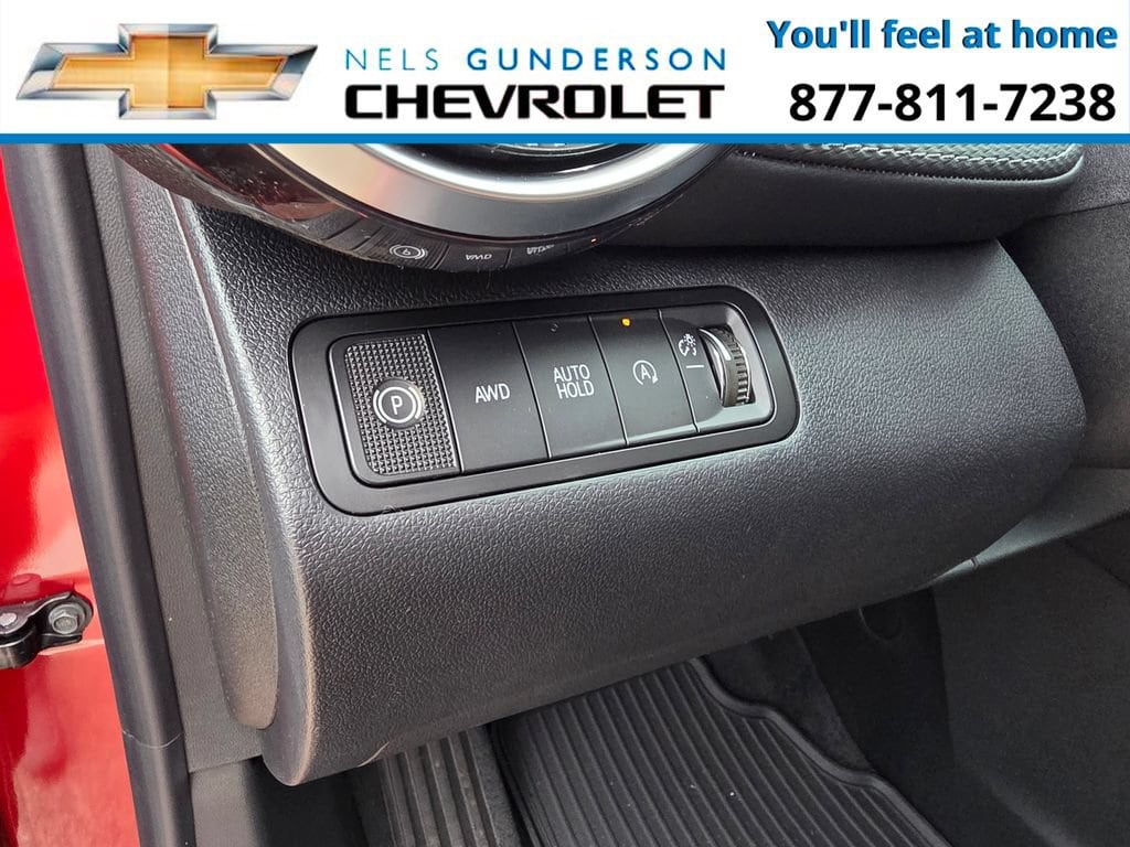 2027 Chevrolet Equinox LT - Photo 18