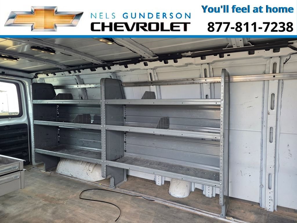 2017 Chevrolet Express Cargo Work Van - Photo 10
