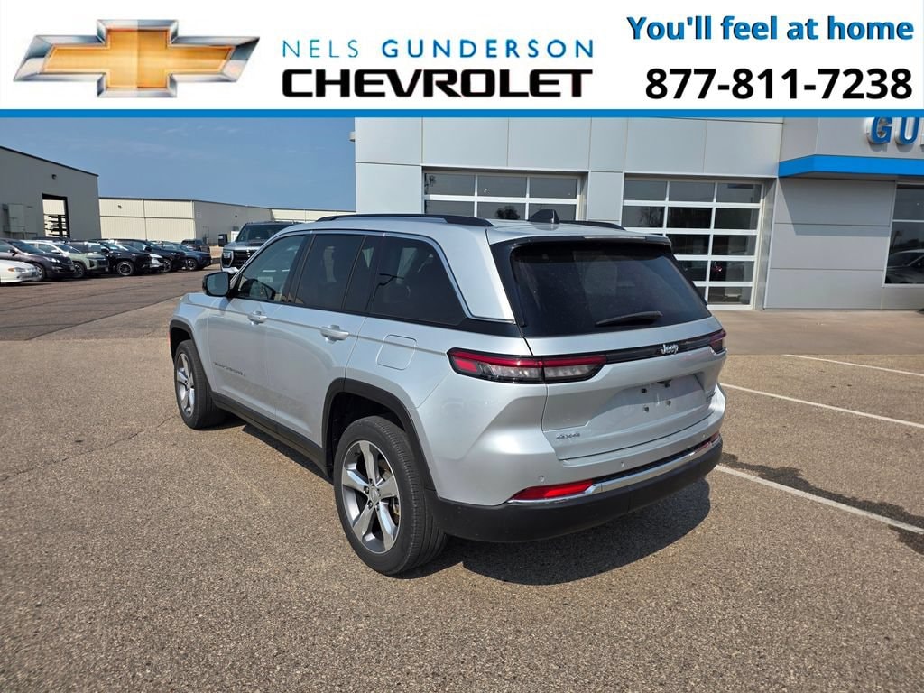 Used 2024 Jeep Grand Cherokee Limited 4x4 SUV