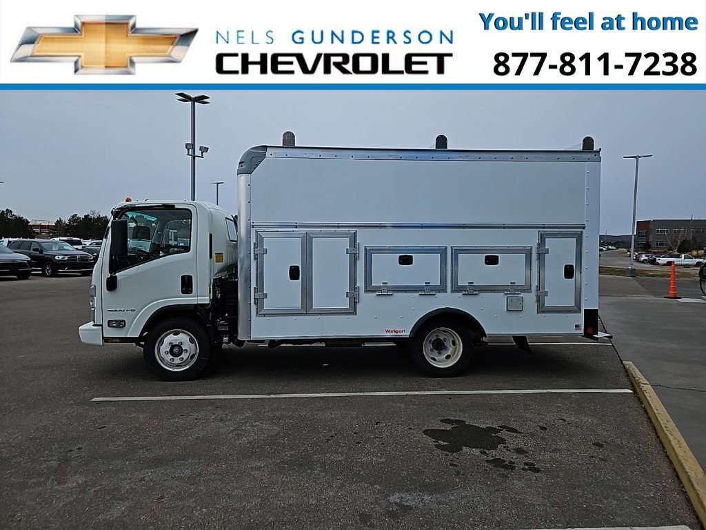 2024 Chevrolet Silverado 4500HD Base photo 4