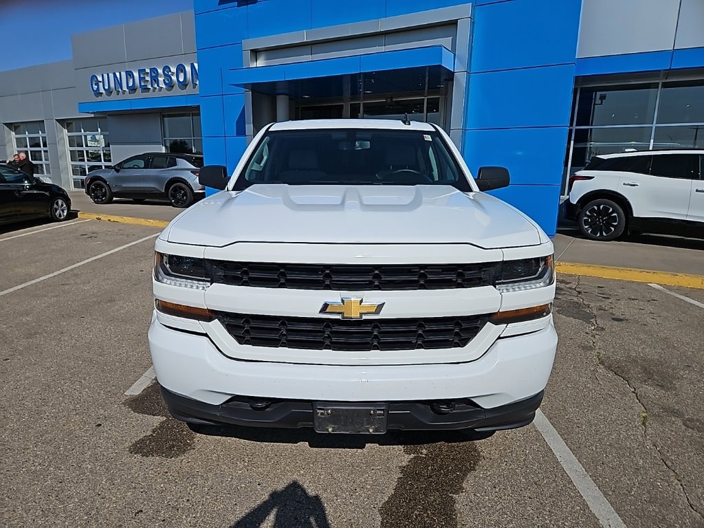 Used 2018 Chevrolet Silverado 1500 Custom with VIN 1GCVKPECXJZ289266 for sale in Osseo, WI