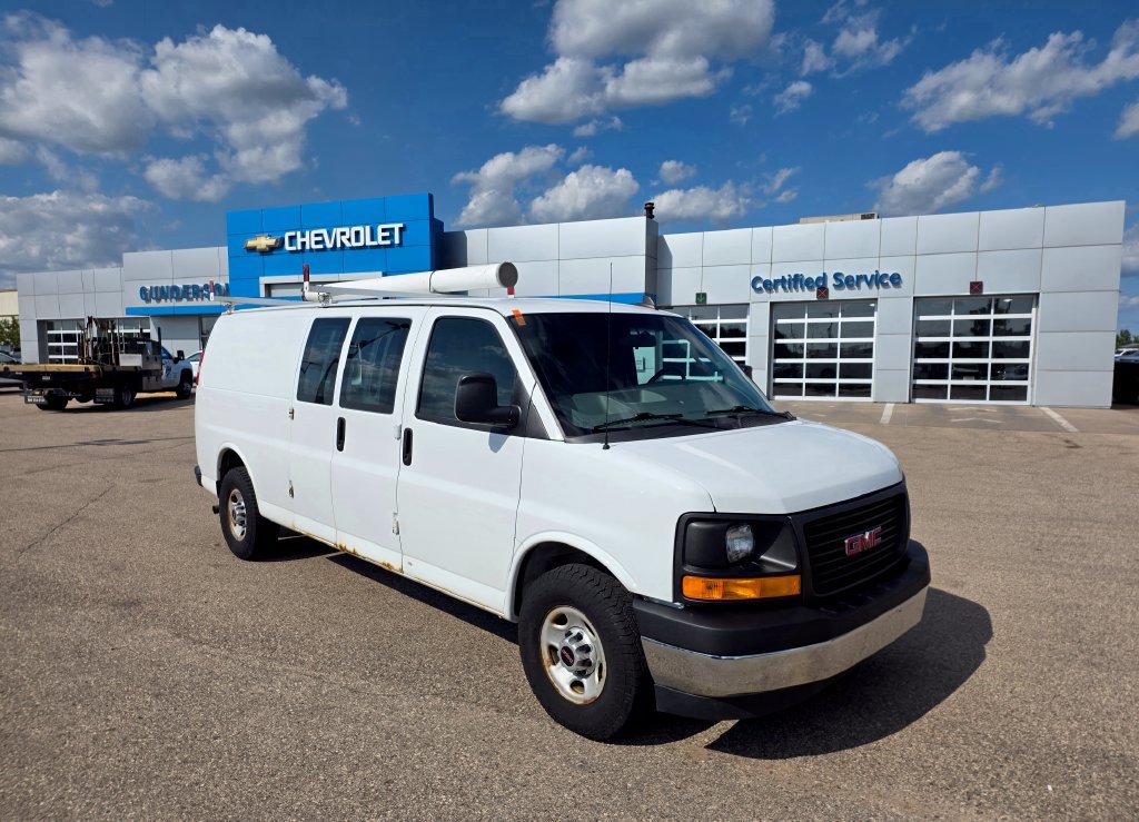 2017 GMC Savana Cargo