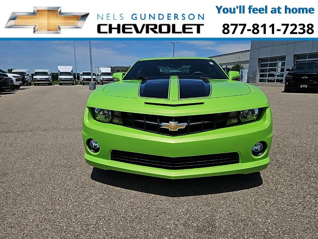 2010 Chevrolet Camaro 2SS photo 2