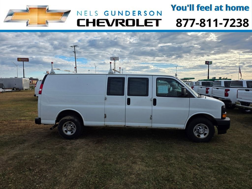 2017 Chevrolet Express Cargo Work Van - Photo 7