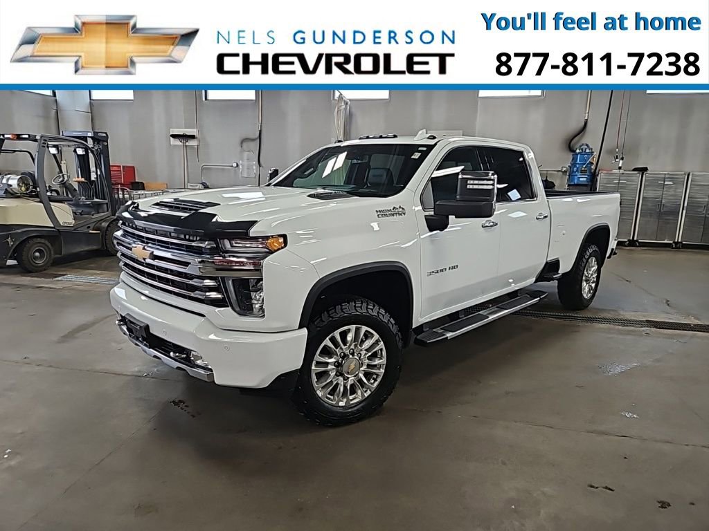 2023 Chevrolet Silverado 3500HD High Country photo 3