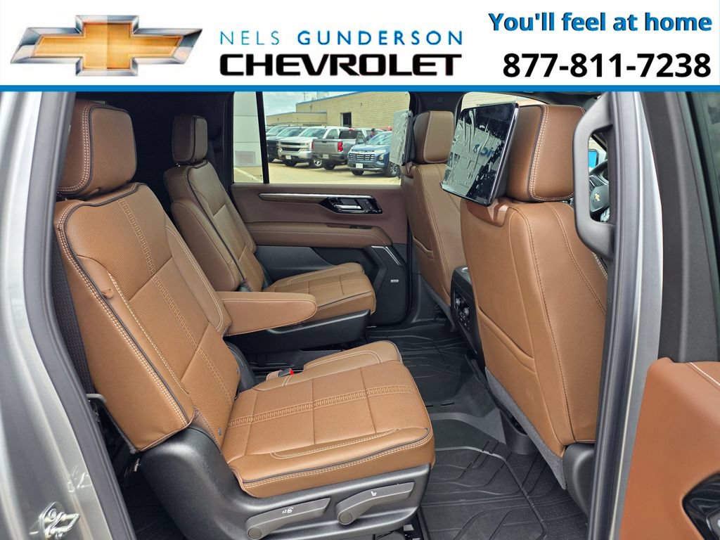 2026 Chevrolet Suburban High Country - Photo 13