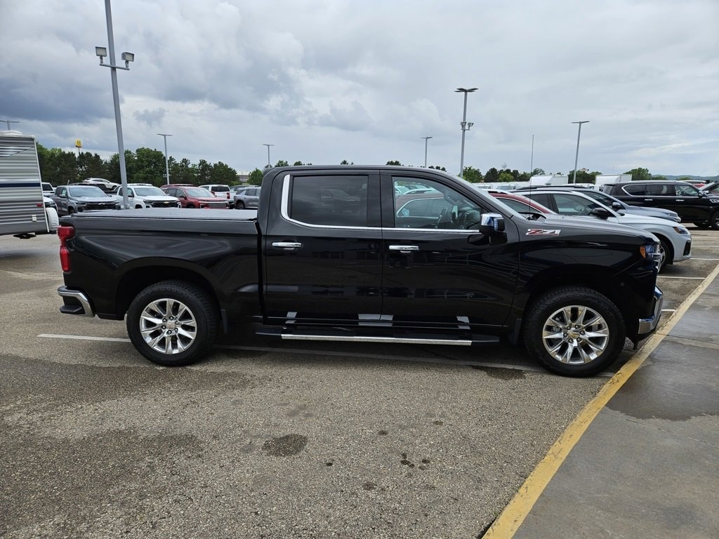 Certified 2021 Chevrolet Silverado 1500 LTZ with VIN 3GCUYGED9MG284132 for sale in Osseo, WI