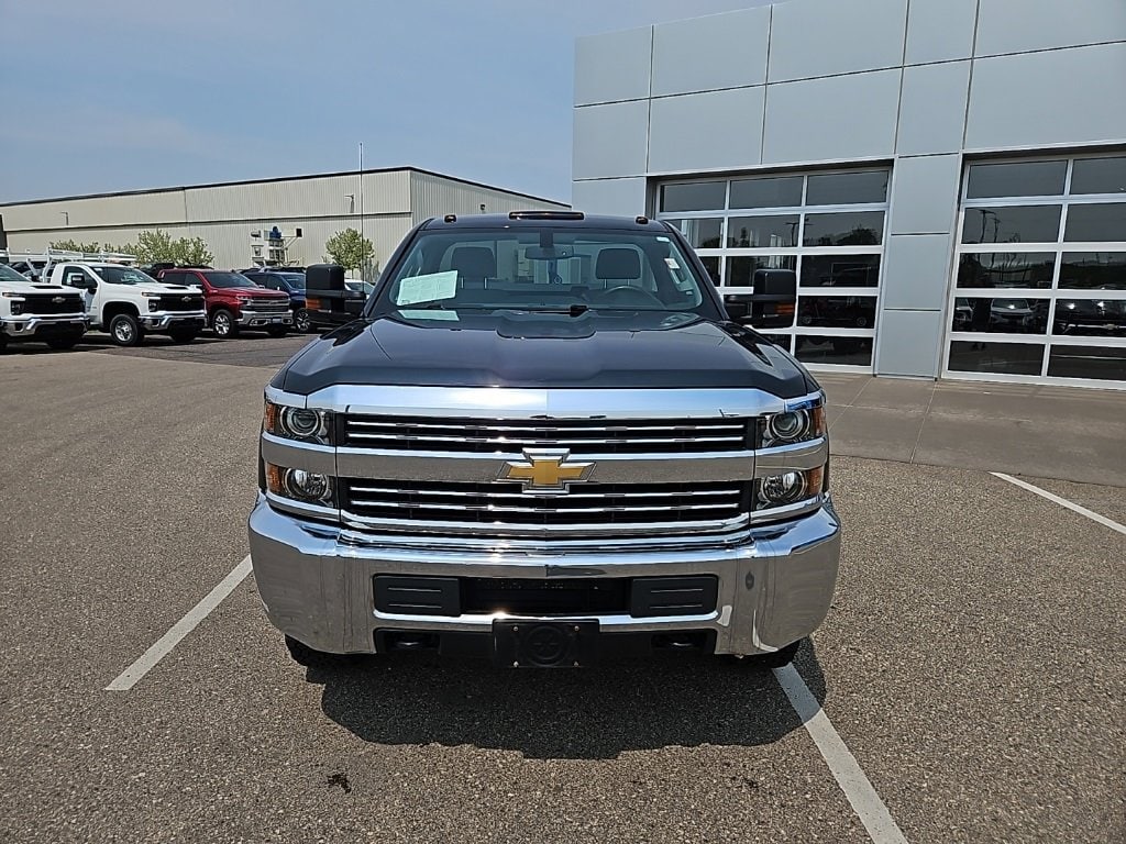 Used 2018 Chevrolet Silverado 3500HD Work Truck with VIN 1GC0KYEGXJZ302116 for sale in Osseo, WI