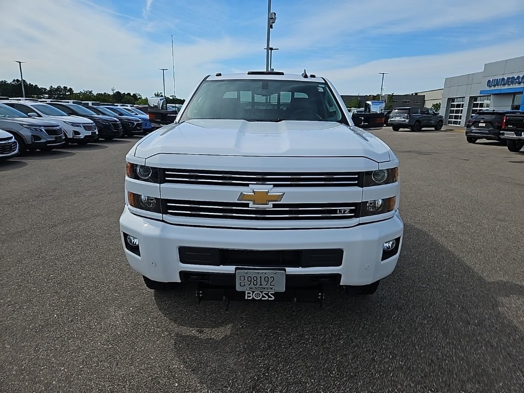 Used 2016 Chevrolet Silverado 3500HD LTZ with VIN 1GC4K0C83GF147983 for sale in Osseo, WI