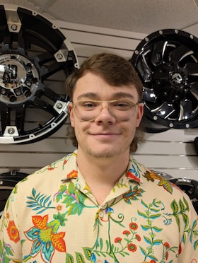 Staff member Devin Johnson from ID_193fcc6c69f6