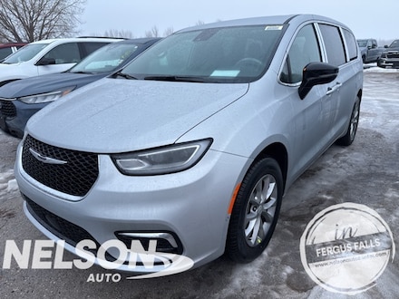 2026 Chrysler Pacifica SELECT AWD Passenger Van