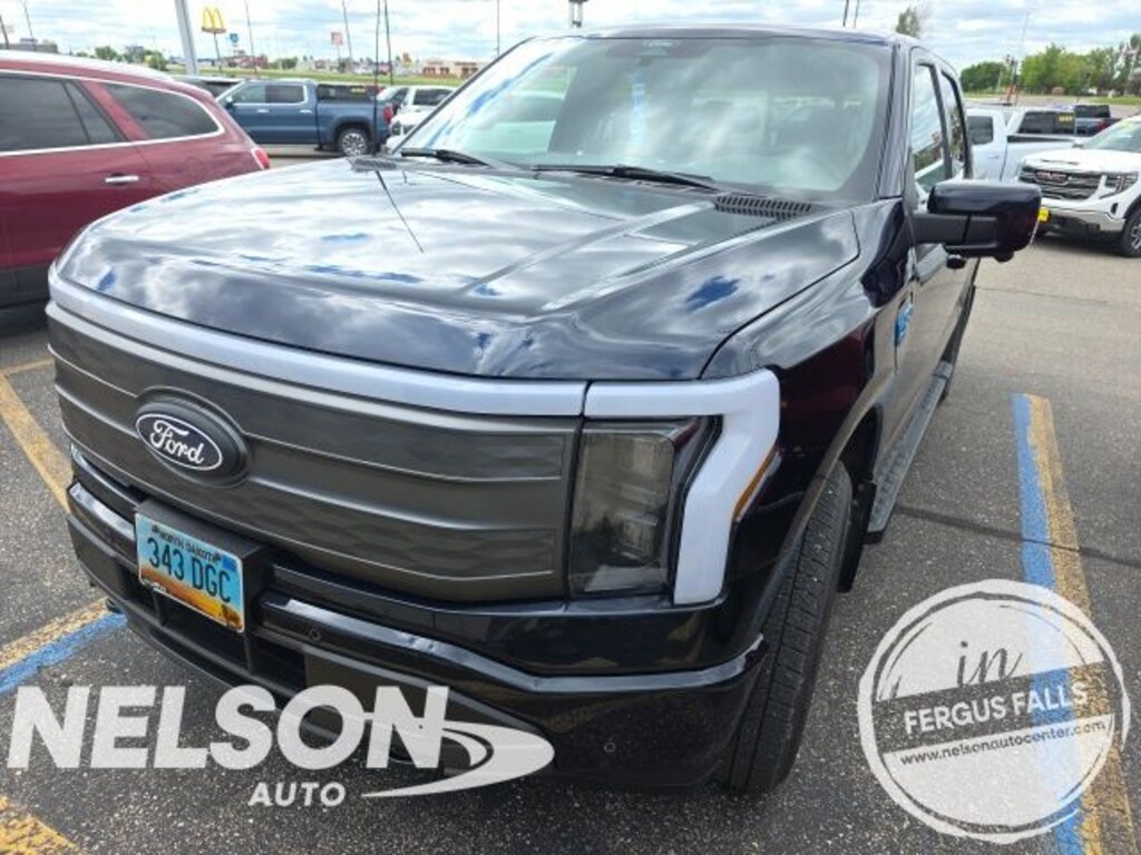 Used 2025 Ford F-150 Lightning Lariat Truck