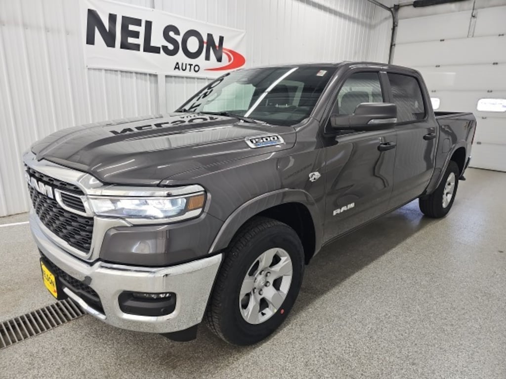 New 2026 Ram 1500 BIG HORN CREW CAB 4X4 5'7 BOX Pickup