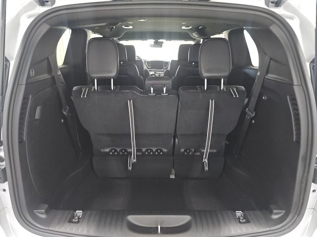 2026 Chrysler Voyager LX - Photo 18