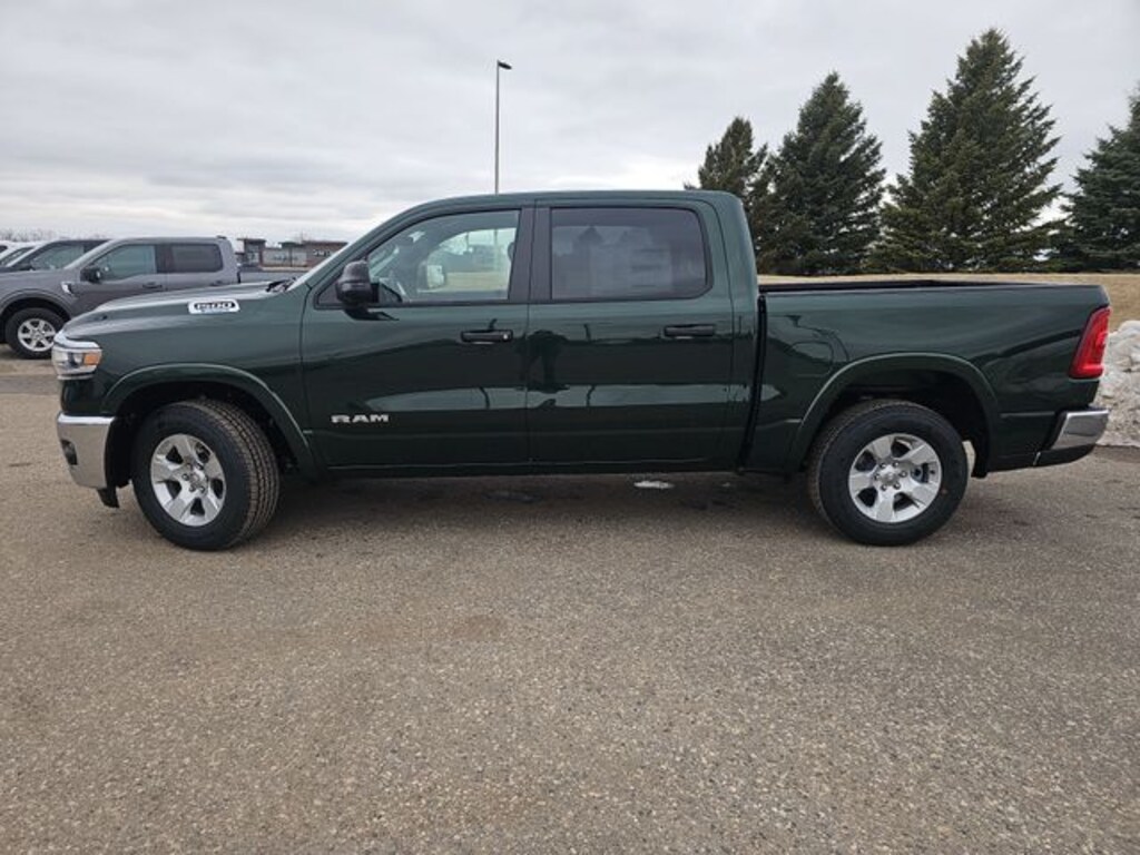 New 2026 Ram 1500 BIG HORN CREW CAB 4X4 5'7 BOX Pickup