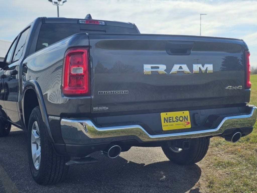 New 2026 Ram 1500 BIG HORN CREW CAB 4X4 5'7 BOX Pickup