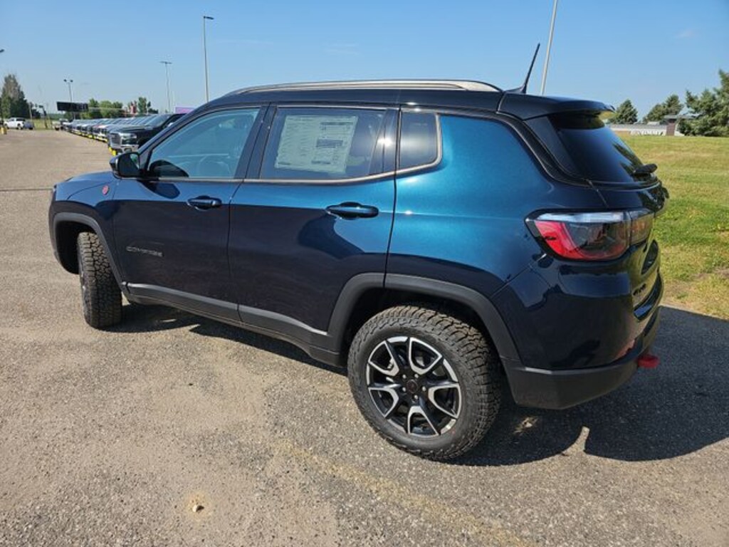New 2026 Jeep Compass TRAILHAWK 4X4 Sport Utility