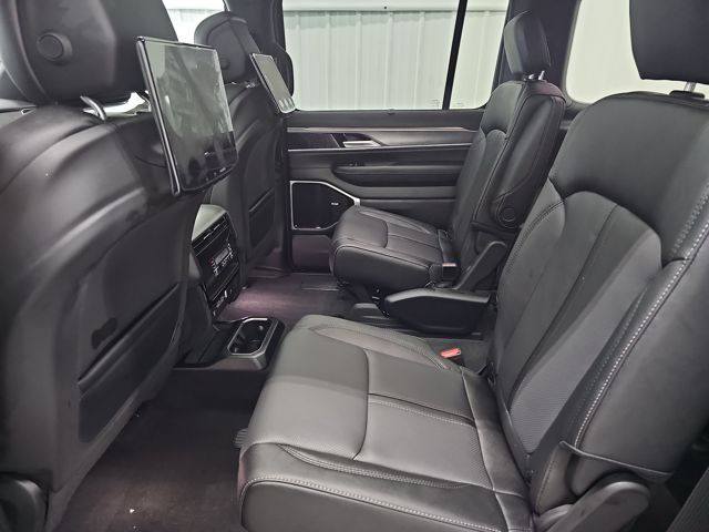2026 Jeep Grand Wagoneer Limited Reserve - Photo 24