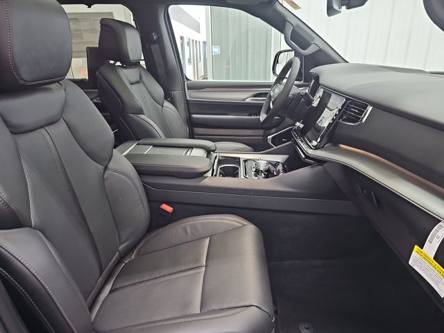 2026 Jeep Grand Wagoneer Limited Reserve - Photo 29
