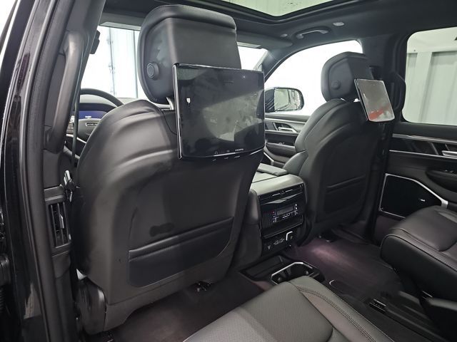2026 Jeep Grand Wagoneer Limited Reserve - Photo 35
