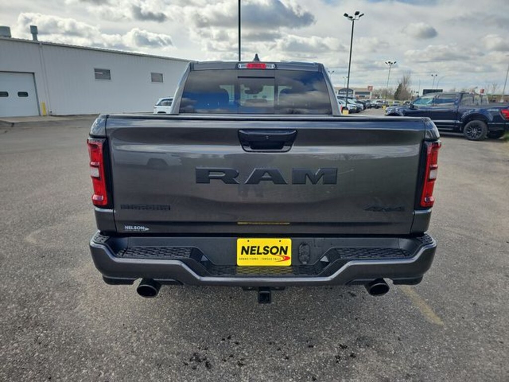 New 2026 Ram 1500 BIG HORN CREW CAB 4X4 5'7 BOX Pickup