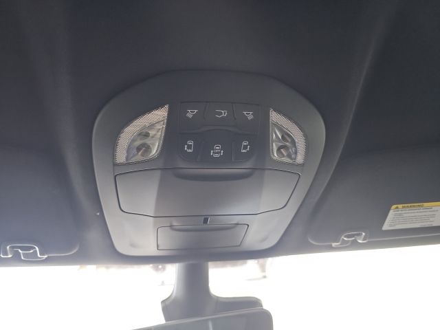 2026 Chrysler Voyager LX - Photo 33