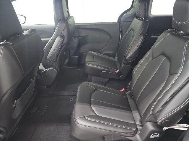 2026 Chrysler Voyager LX - Photo 20