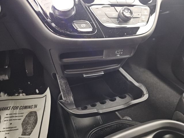 2026 Chrysler Voyager LX - Photo 30
