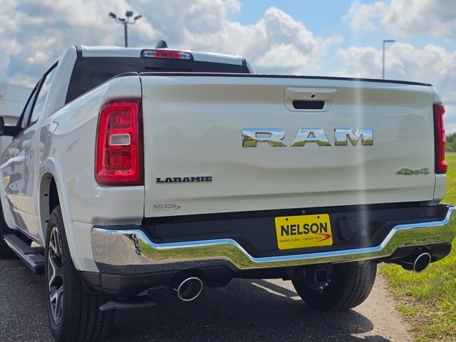 2026 Ram 1500 Laramie photo 3