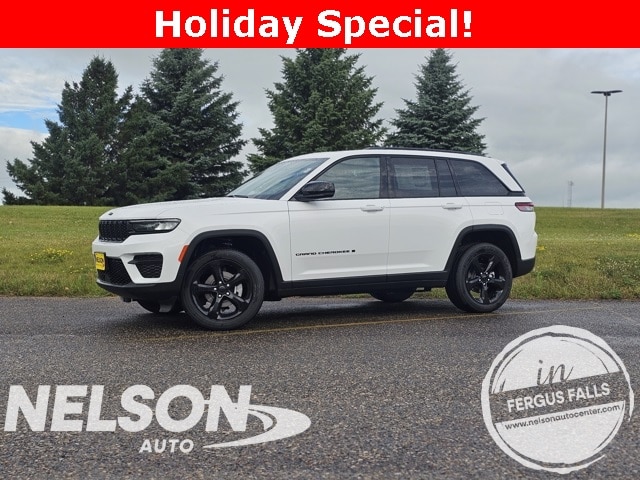 2025 Jeep Grand Cherokee Altitude's photo