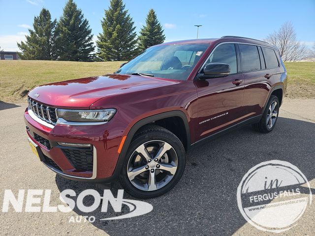 2026 Jeep Grand Cherokee L Limited 4x4's photo