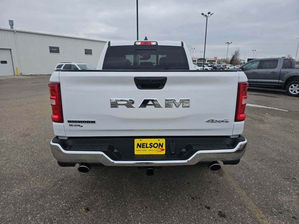 New 2026 Ram 1500 BIG HORN CREW CAB 4X4 5'7 BOX Pickup