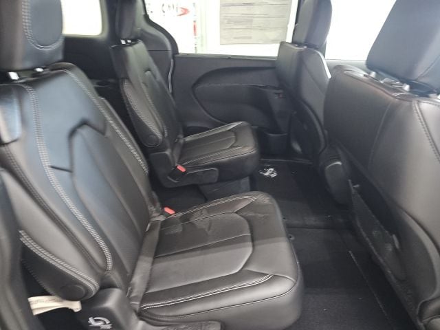 2026 Chrysler Voyager LX - Photo 15