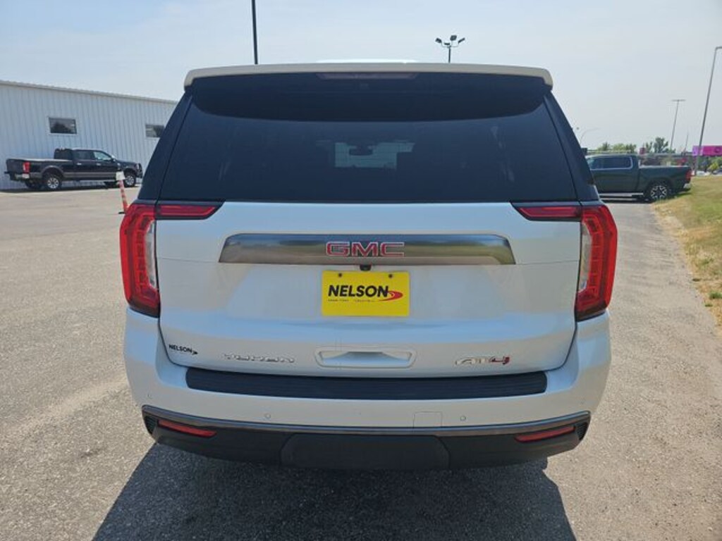 Used 2021 GMC Yukon XL AT4 SUV
