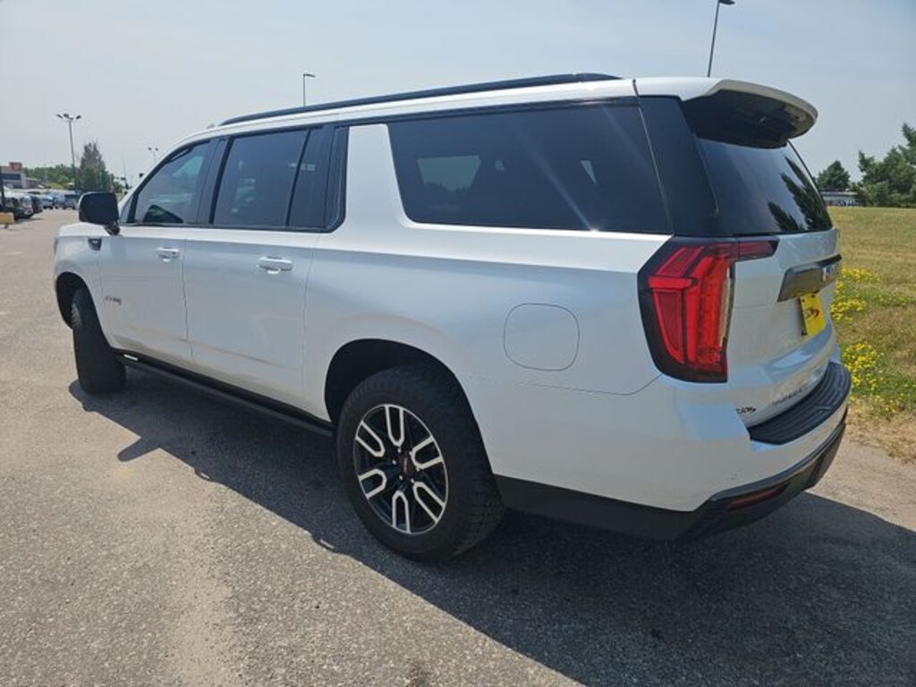 Used 2021 GMC Yukon XL AT4 SUV