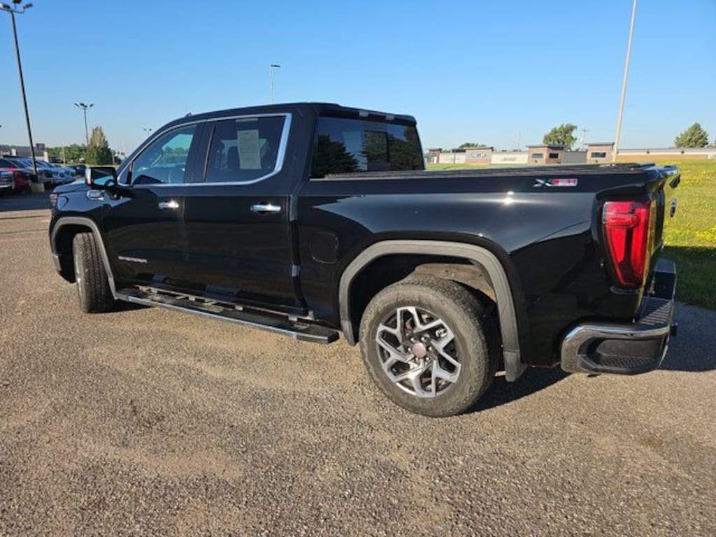 Used 2024 GMC Sierra 1500 SLT Truck
