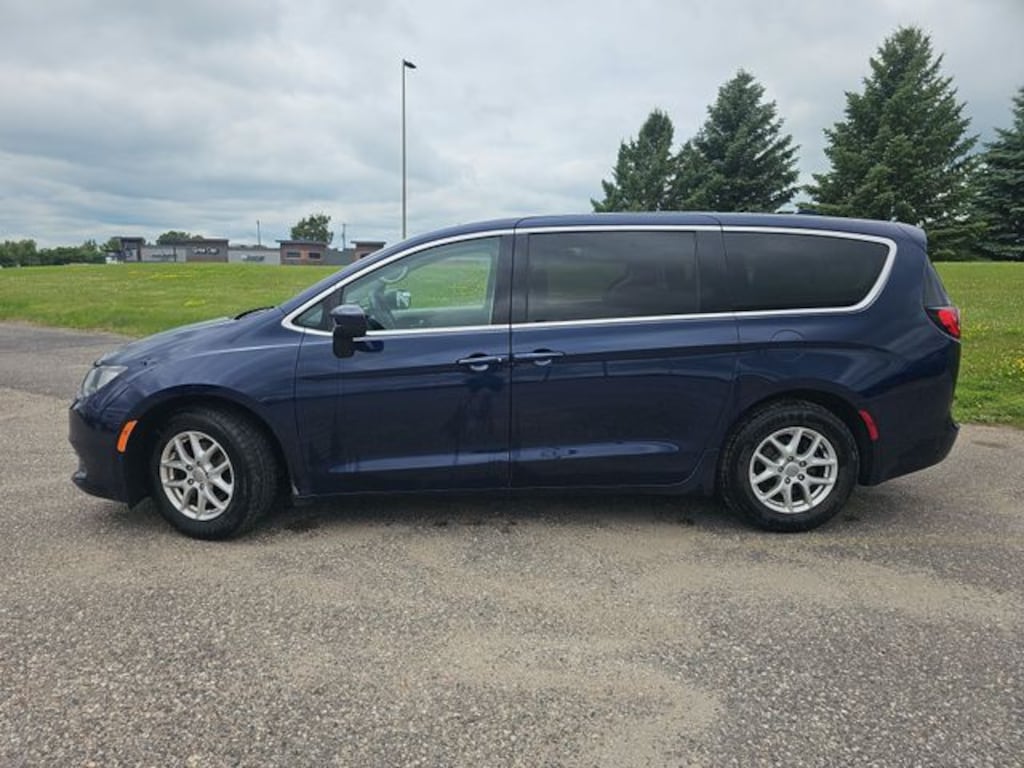 Used 2020 Chrysler Voyager LX Minivan/Van