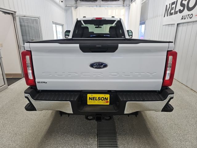 2026 Ford F-350 Super Duty XLT - Photo 8