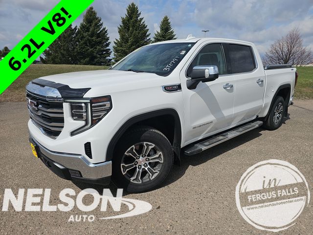 2024 GMC Sierra 4WD Crew Cab Short Box SLT's photo