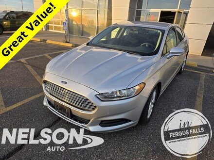 2016 Ford Fusion SE Sedan