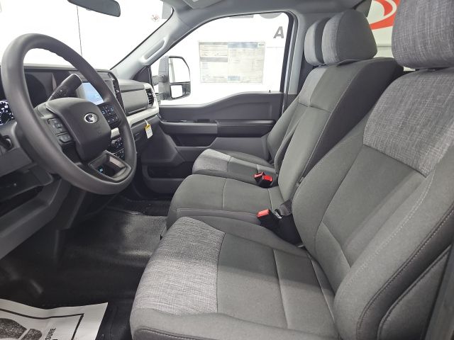 2026 Ford F-350 Super Duty XLT - Photo 18