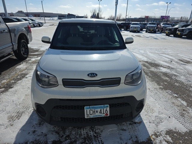 Used 2019 Kia Soul Base with VIN KNDJN2A25K7695538 for sale in Fergus Falls, Minnesota