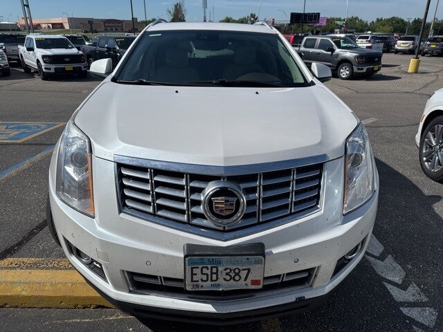 Used 2016 Cadillac SRX Premium Collection with VIN 3GYFNDE35GS500352 for sale in Fergus Falls, Minnesota