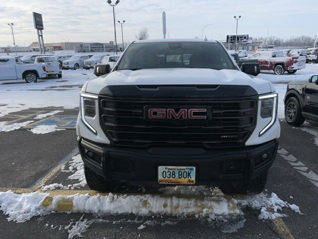 2025 Gmc Sierra 1500 AT4X photo 2