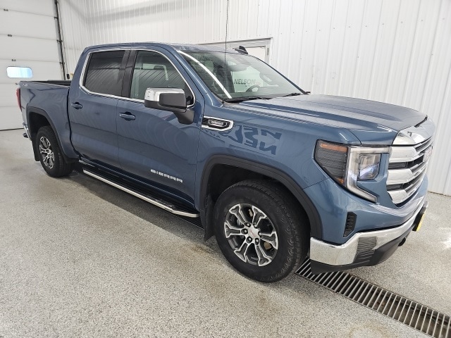 2024 Gmc Sierra 1500 SLE photo 3