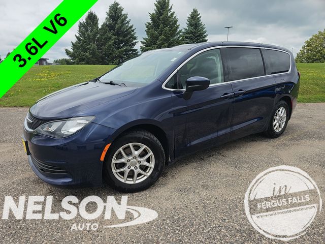2020 Chrysler Voyager Minivan/Van 
